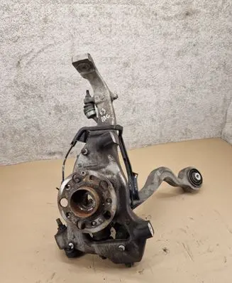 Mercedes-Benz E AMG W213 Front wheel hub spindle knuckle A2133325700
