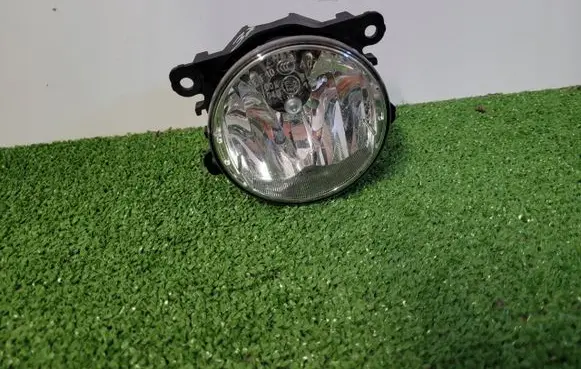 Renault Clio IV Front fog light 261500097R