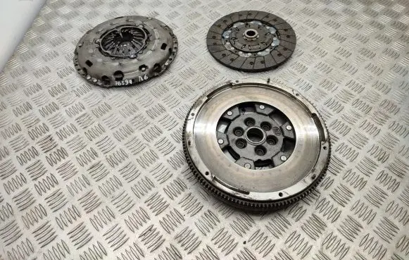 Volkswagen PASSAT B6 Clutch set kit