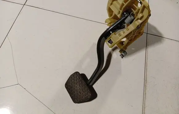 BMW 5 E60 E61 Brake pedal 