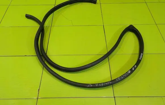 Hyundai Sonata Front door rubber seal PRZOD 9AB3