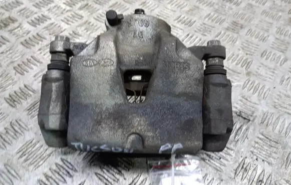 Hyundai Tucson JM Front brake caliper