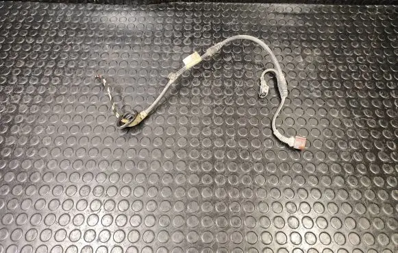 Audi A5 8T 8F Rear ABS sensor wiring 