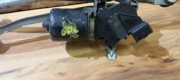 Citroen C3 Wiper motor