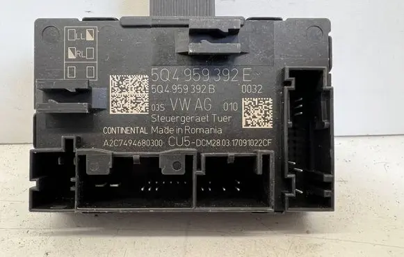 Skoda Octavia Mk3 (5E) Door control unit/module 5Q4959392B 5Q4959392E A2C7494680300