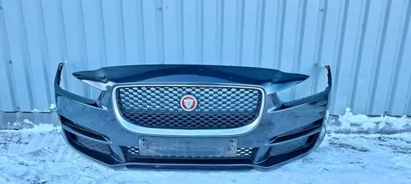 Jaguar XE Front bumper 
