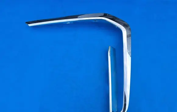 BMW X7 G07 Front bumper splitter molding 8092883 8074261