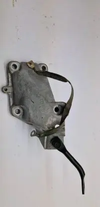 Dodge Durango Engine mounting bracket 68275986AA 09104 68275986