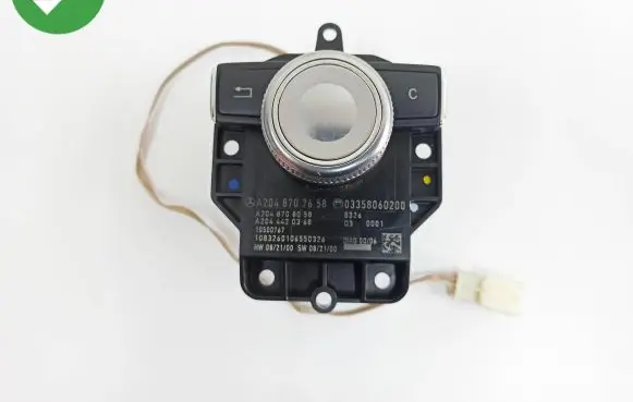Mercedes-Benz C W204 Head unit multimedia control A2048707658 A2048708058 A2044420368