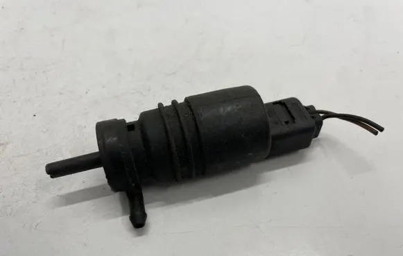 Audi A4 S4 B8 8K Windscreen/windshield washer pump 1T0955651