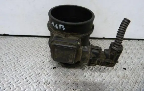 Opel Zafira B Mass air flow meter 5WK97012