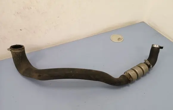 Ford Transit Intercooler hose/pipe 6C116K683EG