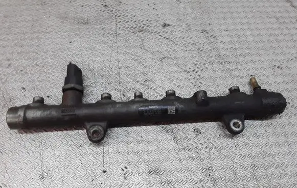 Fuel main line pipe