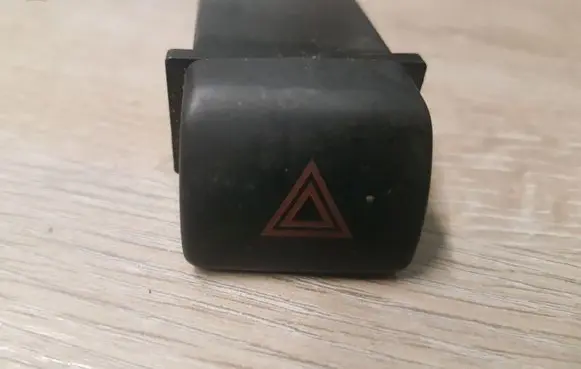 Hyundai Santa Fe Hazard light switch 26500 93790
