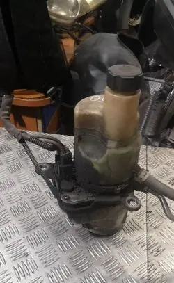 Volvo V50 Power steering pump
