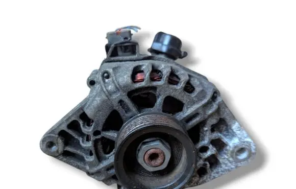 Hyundai i30 Generator/alternator 2655447 37300-2B101