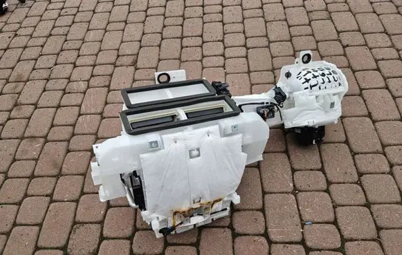 Opel Combo E Interior heater climate box assembly 9811149180
