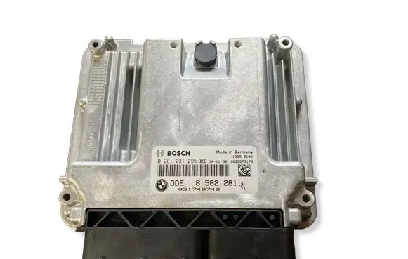 BMW 3 GT F34 Engine control unit/module 8582281