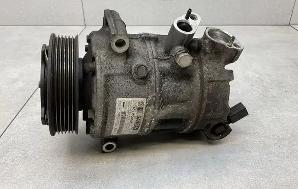 Volkswagen Sharan Air conditioning (A/C) compressor (pump) 1K0820808B