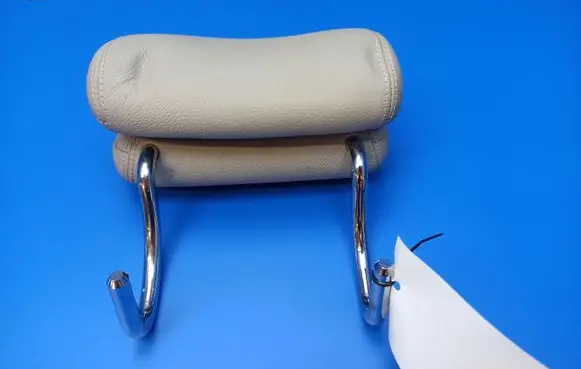 Mercedes-Benz S W220 Rear seat headrest 