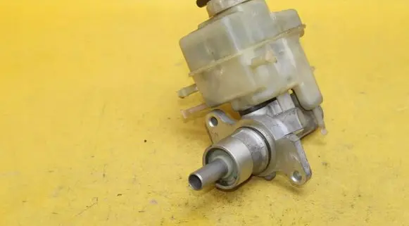BMW 5 E39 ABS Pump