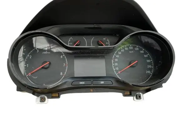 Opel Crossland X Speedometer (instrument cluster) 9842437680 21072022