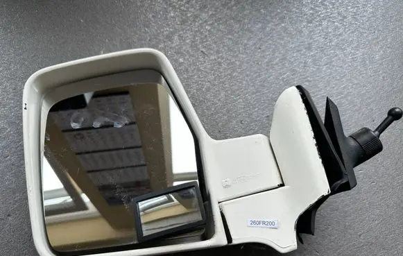 Nissan Patrol 260 Front door wing mirror part 96302G9801