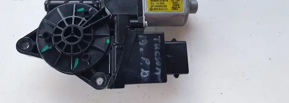 Hyundai Tucson TL Front door window regulator motor