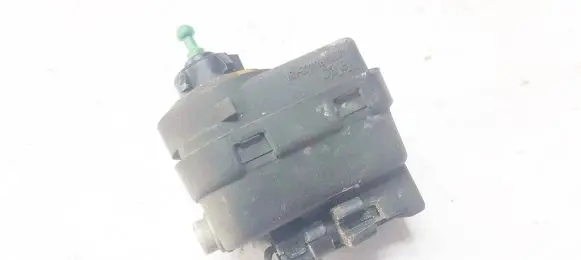 Renault Laguna II Headlight level adjustment motor r7700840141