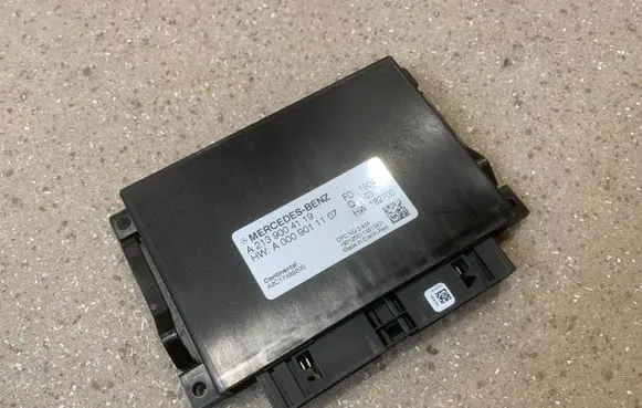 Mercedes-Benz E W238 Gearbox control unit/module A2139004119