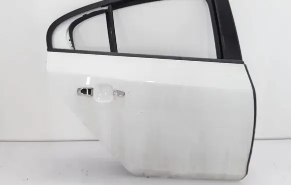 Volvo S60 Rear door 