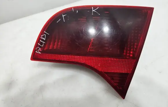 Audi A4 S4 B7 8E 8H Tailgate rear/tail lights 8E9945094