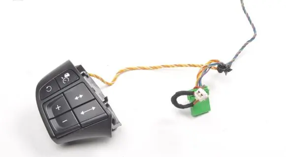 Volvo V70 Steering wheel buttons/switches 31264950