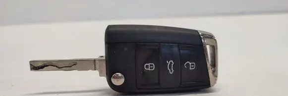 Volkswagen Tiguan Ignition key/card 5G6959752A