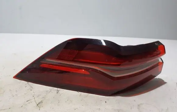 BMW i5 G60 Rear/tail lights 5A01AC7