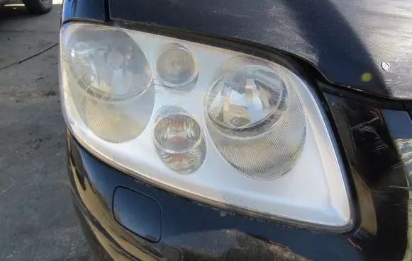 Volkswagen Cross Touran I Headlight/headlamp 