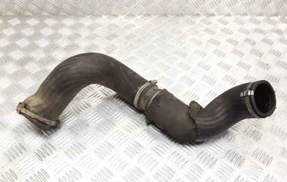Volvo V70 Intercooler hose/pipe 