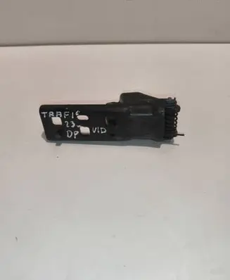 Renault Trafic III (X82) Sliding door middle roller runner 777645208R 93451715