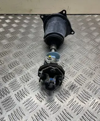 Nissan Navara D40 Steering column universal joint