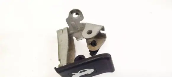 Honda CR-V Engine bonnet (hood) release handle
