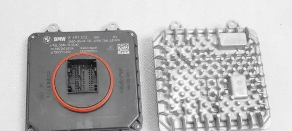 BMW 5 G30 G31 G38 LED ballast control module 8491413