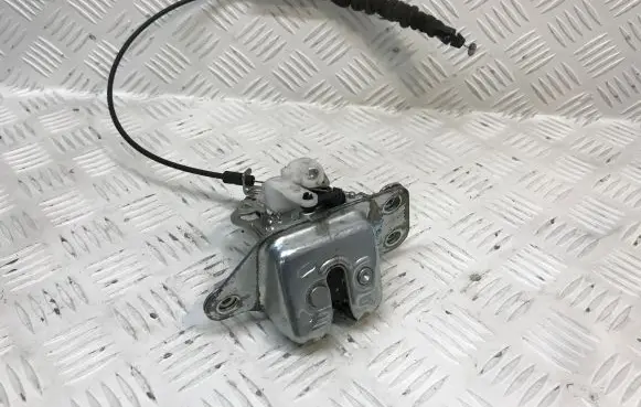 Jeep Grand Cherokee (WK) Tailgate/trunk/boot lock/catch/latch