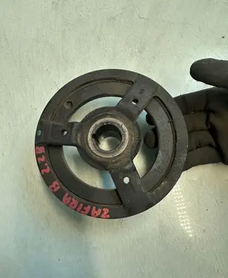 Opel Zafira B Crankshaft pulley