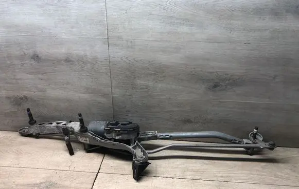 Mercedes-Benz E W212 Front wiper linkage and motor 1397220666 1101136920