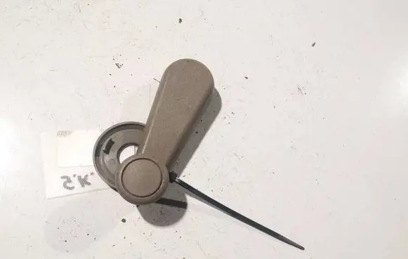 Land Rover Freelander Front door window winding handle 