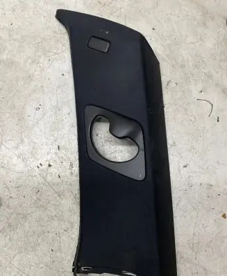BMW X5 E70 (C) pillar trim 51437129756 15671812