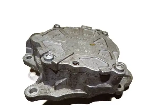 Volkswagen Transporter - Caravelle T5 Vacuum pump 03L145100F