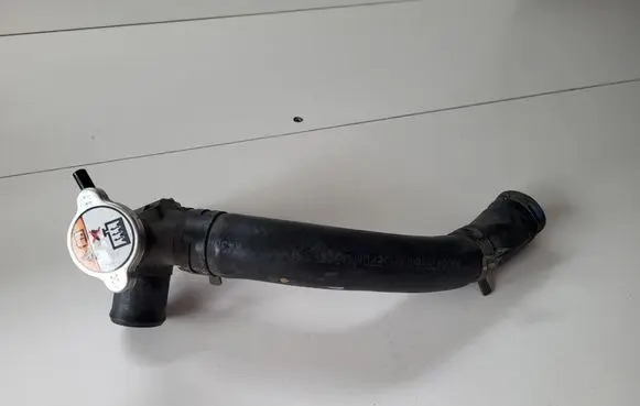 KIA Pro Cee'd II Engine coolant pipe/hose 13B191252