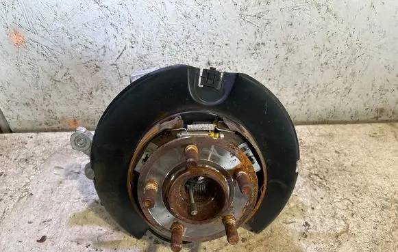 Dodge Charger Rear wheel hub