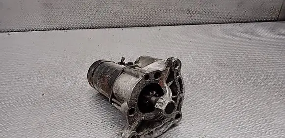 Peugeot 307 Starter motor D6RA572